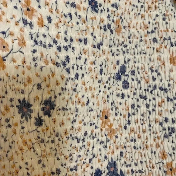 Blue and Orange flower Smocked crop blouse - Picture 4 of 5